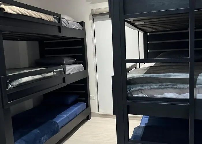 Grand Famlee - Multi-family Sleeps 16
