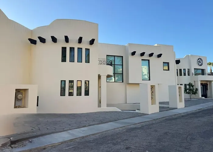 Grand Famlee - Multi-family Sleeps 16 Hébergement de vacances *